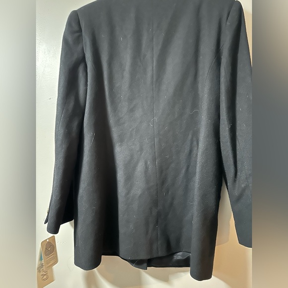 Vintage Oleg Cassini 100% wool blazer - Picture 5 of 5